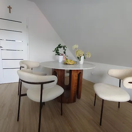 Rogas Ii Apartman Rytro