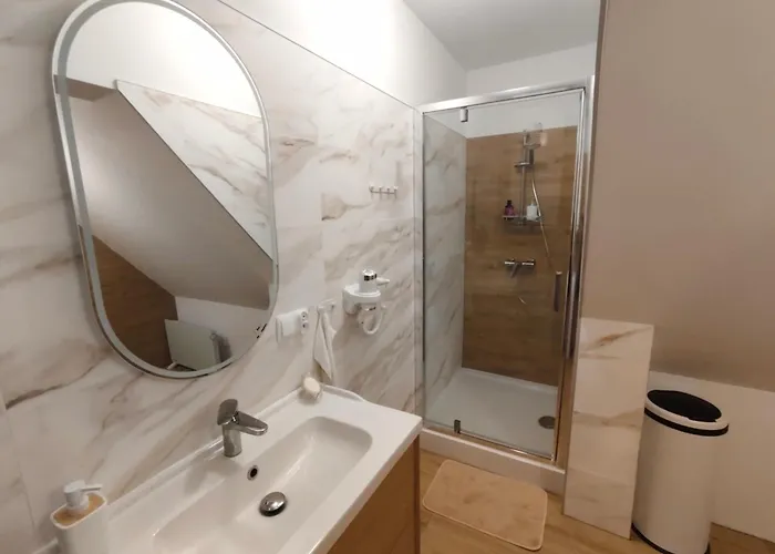 Rogas Ii Apartment *